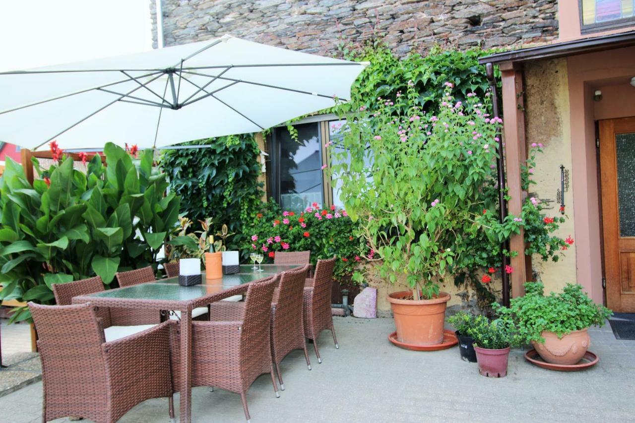 Fewo Spiaggia - Gaestehaus Koen Zeltingen-Rachtig Esterno foto